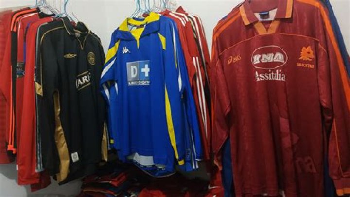 Coloured Jerseys were used for the first time in 1992.